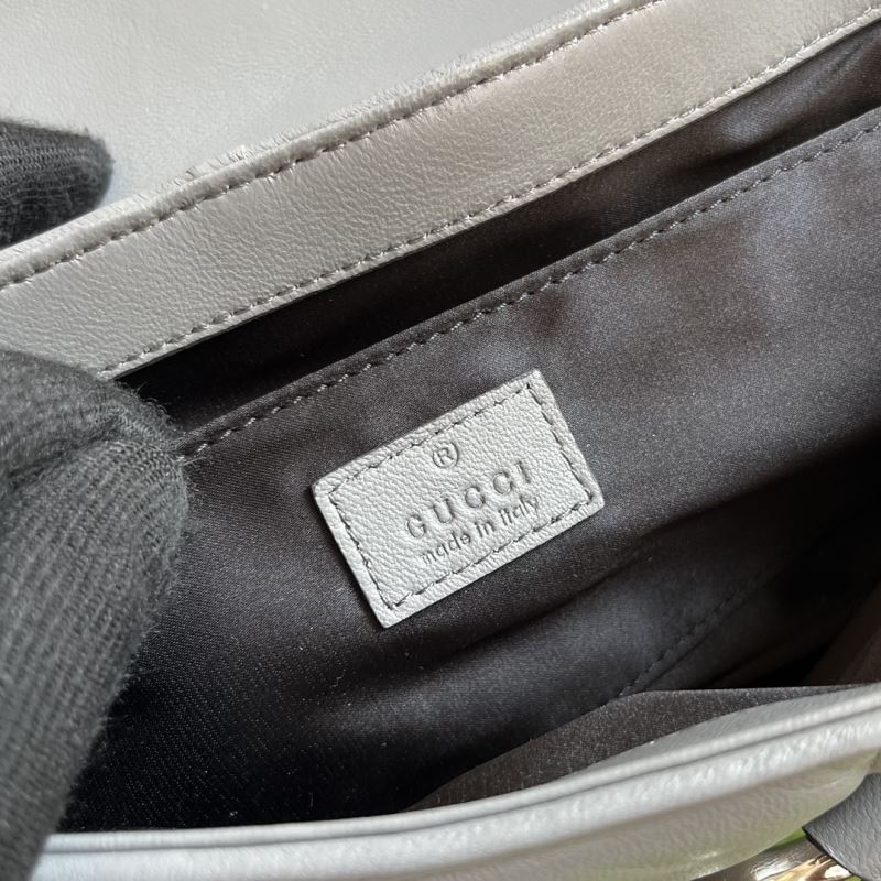 Gvc*1 horsebit bags